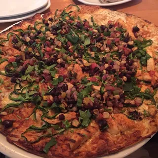 SPICY CHIPOTLE CHICKEN PIZZA