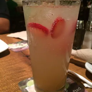 FRESH STRAWBERRY MANGO COOLER