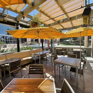Nice outdoor dining...which is always nice in Cali!