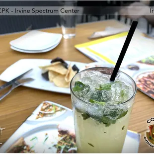 First yelp*view of 2022 - Amazingly m'eh; sold 3 Stars - 'And that was with a $50 gift card. Happy New Year!