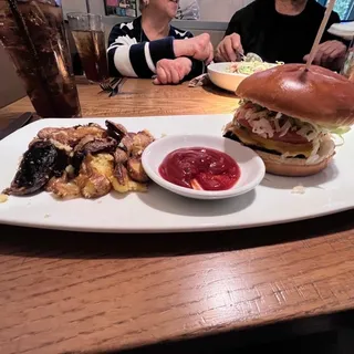 WEST COAST BURGER "THE WCB"*