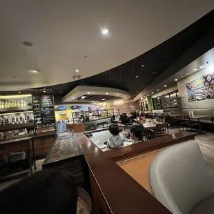 sushi and sashimi, interior