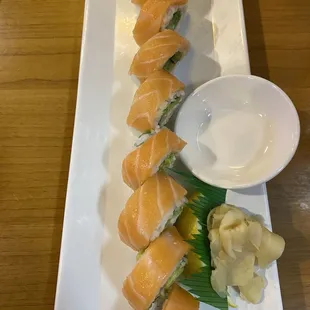 washington roll. usually so picky with raw fish on my sushi because they usually disappoint me but it&apos;s so fresh and yummy.