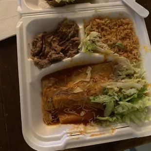 #20. Two Cheese Enchiladas &amp; 1 Shredded Beef Taco Combo Plate