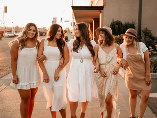 Koko Glow Spray Tanning