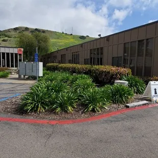 a view of a parking lot