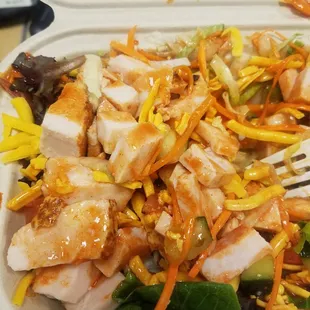 Cut up chicken, not shredded and franks red hot...not as good as photos would lead you to believe.