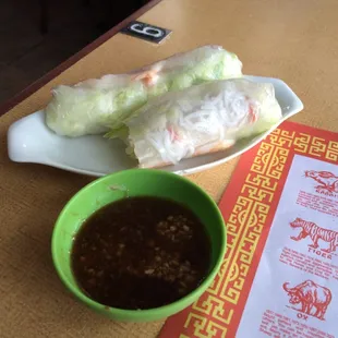 Spring roll order after one bite. Verdict: perfect.