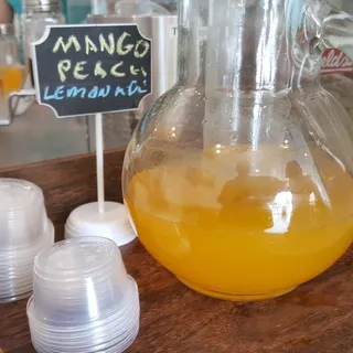 Mango Peach lemonade