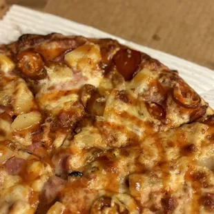 a close up of a pizza