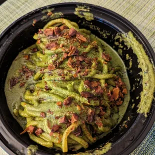 Tonnarelli with pesto