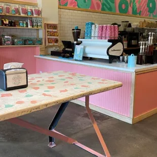 sushi and sashimi, interior