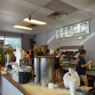 Serving up that lunch at Callahan bbq