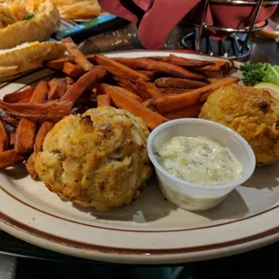 Crab cakes with sweet potato fries