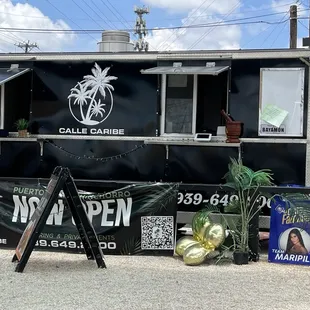 Calle Caribe Food Trailer