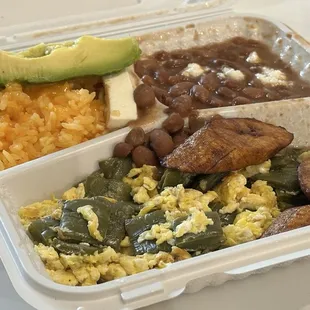 Huevos con nopales: good amount and decent quality!