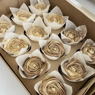 a box of cupcakes