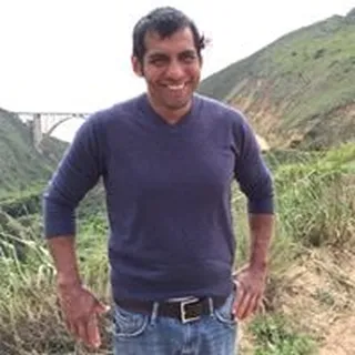 Sergio L.