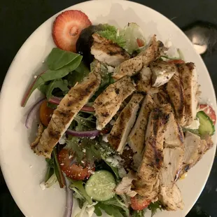 Grilled chicken salad