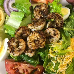 Blackened shrimp salad