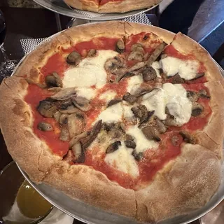 Funghi Pizza