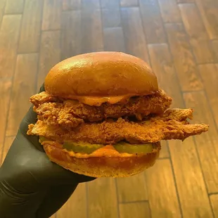 Cal's Fried Chicken & Burgers