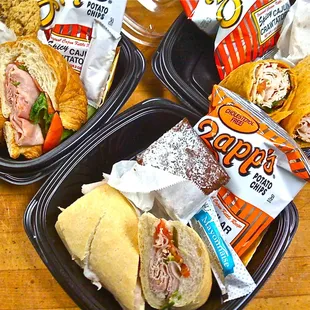 Po boy box lunches