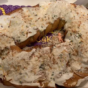 Coconut Cream Pie King Cake