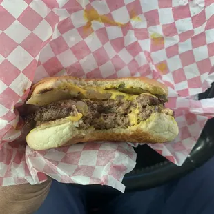 Double Cheeseburger