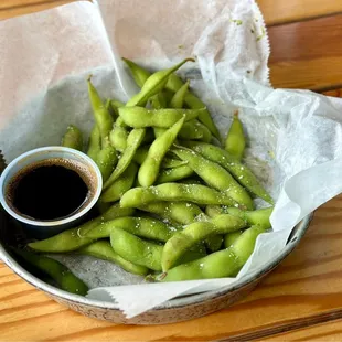 Steamed Edamame with Soy