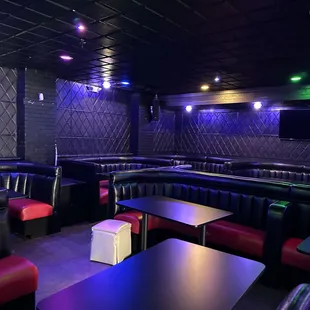 sushi and sashimi, interior