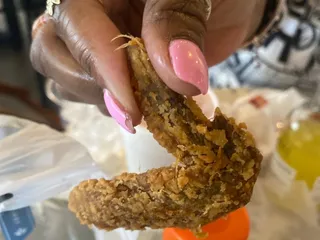 Sam Sylk's Chicken And Fish