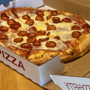 Calzilla 18"x26" Cheese &amp; Pepperoni Pizza