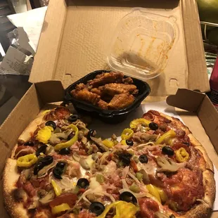 Medium Supreme Pizza