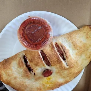 Pepperoni Calzown