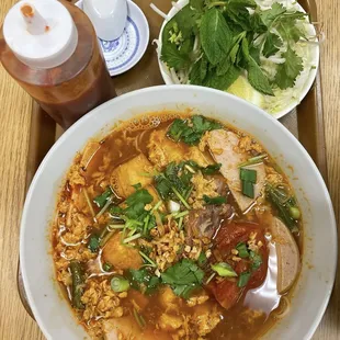 Bun Riêu ( tofu, steamed pork and crab)