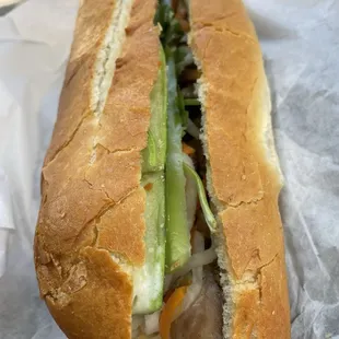 BBQ Chicken banh mi