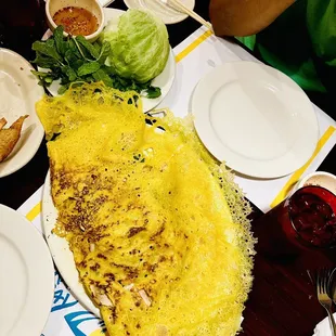 Huge Ban Xeo pancake with lettuce wrap 5/5