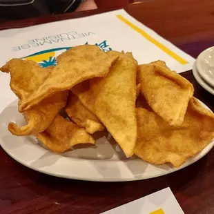 Cream cheese wontons