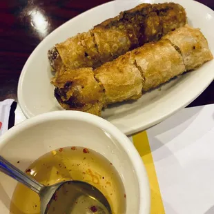 Egg rolls solid pick
