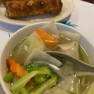 Was feeling tired so I went get soup and wasn&apos;t disappointed... love this place. Always sooo yummy. I love coming here.