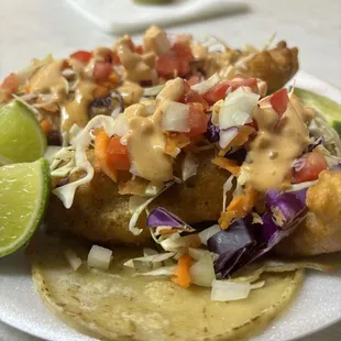 The fish consisted of 2 fresh pieces of Tilapia that were nicely fried, good and fresh vegetables and a nice custom sauce.