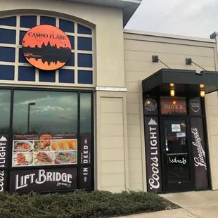 Front Entrance to this restaurant