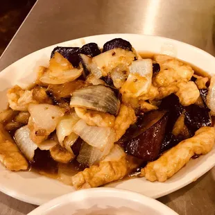 Garlic eggplant with tofu - quite delicious and one of the few veggie items
