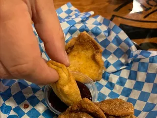 Tailgaters Sports Bar & Grill