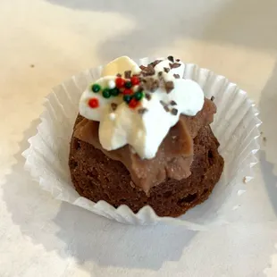 Gingerbread tea cake