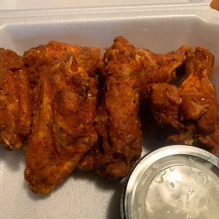 BIG hot wings. I ordered a dozen but could barely finish 5. Now I've got lunch for tomorrow.