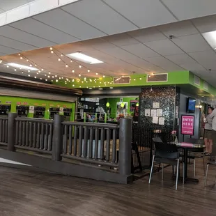 What a great frozen yogurt shop in Dillon! Definitely check out the pistachio frozen yogurt! So good!