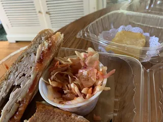 Girod Street Market And Deli