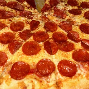 XL Pepperoni Pizza